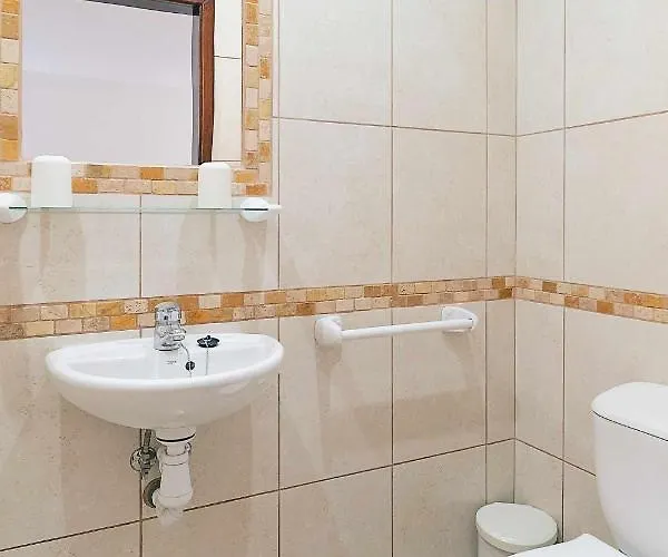 Oura V2 Jacarandá Villa Albufeira